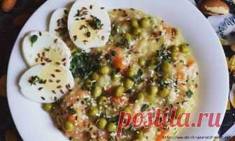 Легкий гороховый суп на курином бульоне