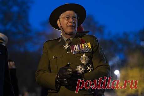 Брат королевы Елизаветы II избавится от роскошного поместья. Двоюродный брат королевы Елизаветы II принц Ричард решил избавиться от роскошного поместья в графстве Нортгемптоншир. Родственник монарха выставил объект на продажу за 5,28 миллиона долларов. Поместье занимает участок земли в почти 11 гектаров, на территории располагаются основное жилое здание и руины старинного замка.