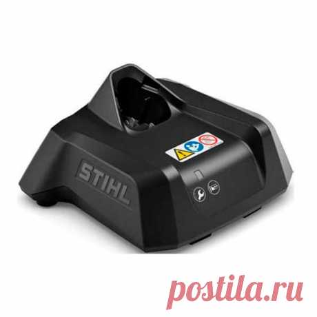 Зарядное устройство STIHL AL 1 предназначено для зарядки аккумулятора STIHL AS 2, который применяется для зарядки аккумуляторной пилы GTA 26 и аккумуляторных ножниц HSA 26. Это зарядное устройство оснащено светодиодным индикатором режима работы. Время заряда аккумулятора на 80%/100% - 55/70 минут.