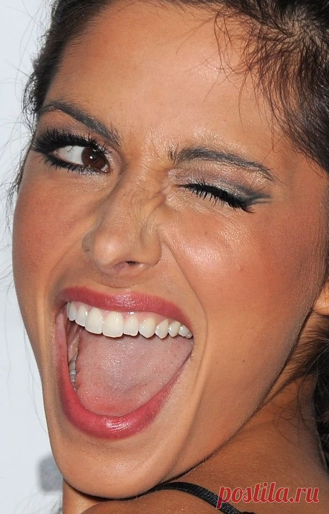 Сара Шахи Язык Рот Открытый