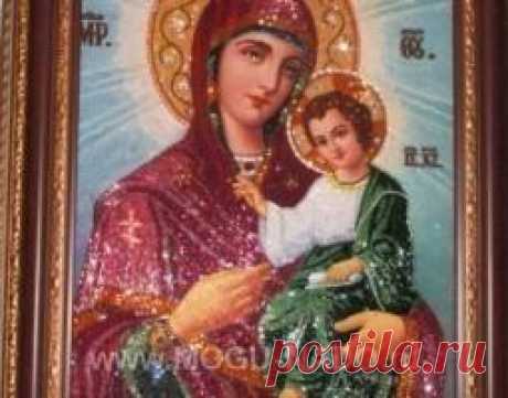 Внимание! Купив эту икону, Вы поможете семье, пострадавшей при пожаре! Иверская икона - Описание: Икона сделана в технике мозаика бисером. Это не вышивка! Весь материал высшего качества( японский бисер, рубка, янтарь, самоцветы, самоцветная крошка, кристаллы сваровски, лазурь) Получено благословение на работу с иконами в Московском, Калининградском и Рижском храмах. От иконы исходит мощная теплая энергетика! Она будет служить долгие годы вашим родным и близким!