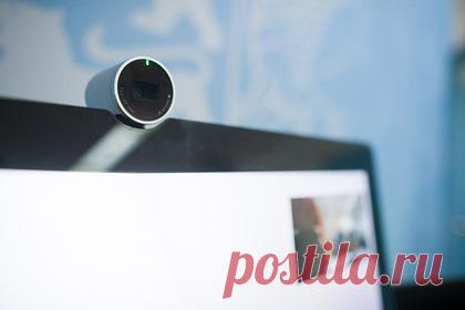 Брат помощника Рамзана Кадырова оказался владельцем подмосковной вебкам-студии. Кирилл Вариченко, брат помощника главы Чечни Рамзана Кадырова, оказался владельцем подмосковной вебкам-студии. По словам журналистов «Новой газеты», Вариченко признался, что действительно владел таким бизнесом. Сообщается, что студия базировалась в арендованном у экс-помощника министра здравоохранения России доме.