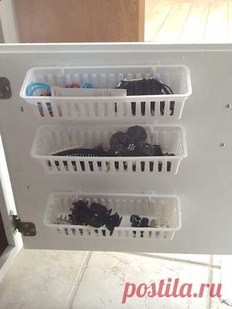 11 Ways to Get Organized with Bathroom Cabinet Doors