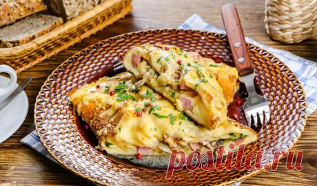 Омлет с ветчиной и шампиньонами