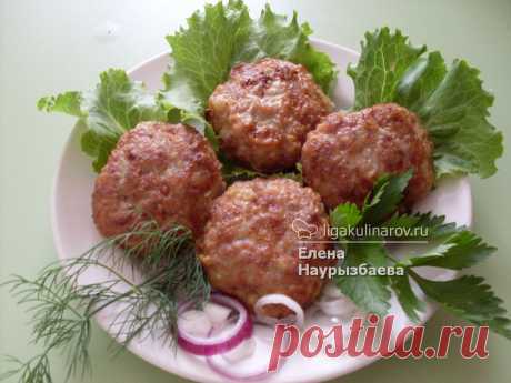 Мясные котлеты с кабачками, рецепт пошаговый от Лиги Кулинаров. Рецепт мясных котлет с кабачками, рецепты Лиги Кулинаров.