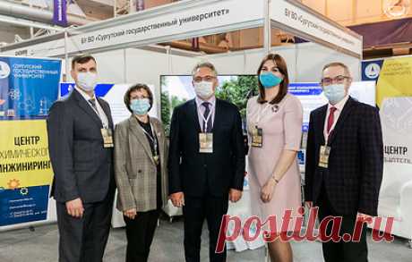 Сургутский университет представил цифрового двойника бурового раствора на выставке в Югре. Проект позволяет оценить более 10 параметров реагентики и процессов бурения скважин, снизить время лабораторных испытаний и повысить эффективность разрабатываемых технологий