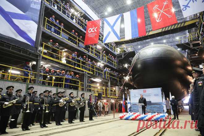 2021 март. В Санкт-Петербурге на Адмиралтейский верфях спущена на воду новая подлодка для ВМФ России - большая дизель-электрическая подводная лодка  (ДЭПЛ) «Магадан» проекта 06363 (636.3) «Варшавянка» (по классификации НАТО - «Чёрная дыра»)