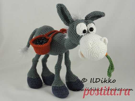 (21) Amigurumi Crochet Pattern - Dusty the Donkey