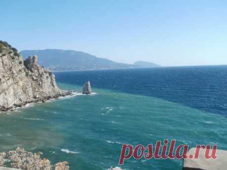 В Крыму: обои и картинки на рабочий стол