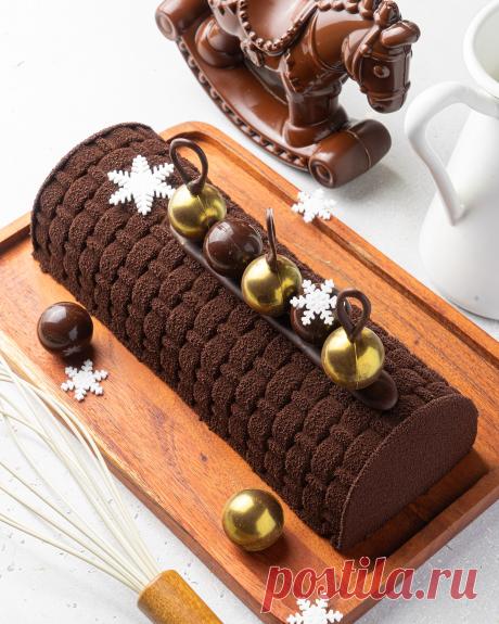 Муссовый торт «Новогоднее полено» | Andy Chef (Энди Шеф) — блог о еде и путешествиях, пошаговые рецепты, интернет-магазин для кондитеров |