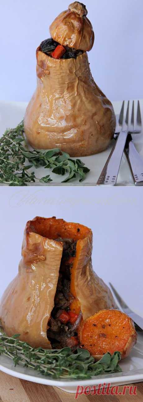 Фаршированная тыква мясом и сухофруктами