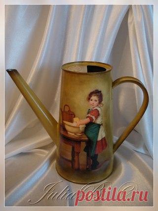 Продолжаем творить чудеса. Приглашаем Вас на занятия в наш клуб на мастер-классы Юлии Валько «Художественный декупаж на металле» 
по понедельникам с 15:00 – 20:00
Ждём вас по адресу:
Верхние поля, 24. Творческая студия 