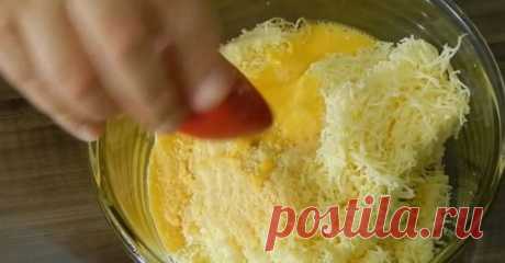 Сыр, мука , яйцо….Ну почему я не готовила раньше это вкуснятину! Сыр, мука , яйцо….Ну почему я не готовила раньше это вкуснятину! Есть блюда, ради которых хочется отправить все диеты в топку. И это блюдо сырные пончики. И хотя...