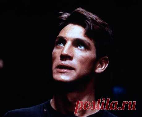 Эрик Робертс/Eric Roberts / Приключенческий фильм «Поезд-беглец» Андрея Кончаловского принес Робертсу номинацию на «Оскар», которая стала единственной в его карьере.  |  20 актеров, от которых все были без ума - Кино Mail.Ru