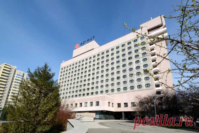 AZIMUT Отель Новосибирск - официальный сайт сети отелей Azimut Hotels. Забронировать отель в городе Новосибирске.