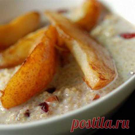 Киноа с вяленой клюквой и грушевым соте - BestCook