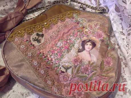 Сумочка в технике крейзи- квилт