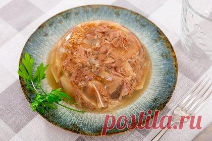 Диетолог раскрыла самый полезный рецепт холодца