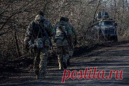 Глава Херсонской области высказался о форсировании Днепра военными ВСУ. Губернатор Херсонской области Владимир Сальдо заявил, что форсировать Днепр для Вооруженных сил Украины (ВСУ) бессмысленно. Пройти дальше по территории Херсонской области до Геническа и тем более до Крыма невозможно. Особенно без тяжелой техники, авиации и другого вооружения.