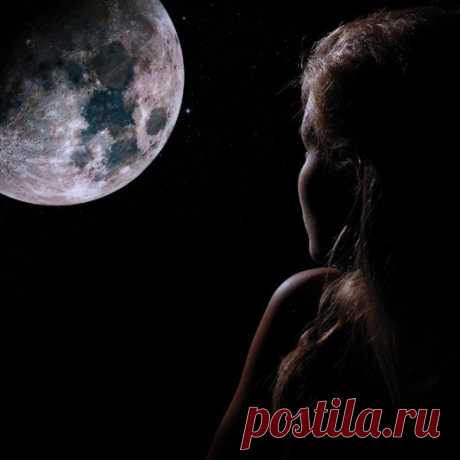 Как отдать неудачи на перекрёстке
Не бывало ли такого, что вас постоянно преследуют неудачи, невезенье? 
А знаете, что их можно отдать? Отдать кому-нибудь жадному или незнающему. 
Сначала приметьте перекрѐсток. Они бывают разные. Есть такие, которые больше схожи на развилку. Такой не подойдѐт. Нужно найти перекрѐсток, крестообразной формы.
Лучше, если дорога на этом перекрѐстке будет земляная, а не асфальтовая.
Купите новую дорогую вещь. Можно, конечно, взять и ту, которой вы уже пользовались
