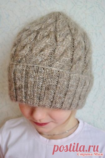 Вяжем несложную шапку с косами Puffo - Вяжем вместе он-лайн - Страна Мам