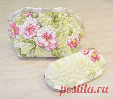 Cosmetic Bag and Eyeglass Case. Косметичка и очечник ~