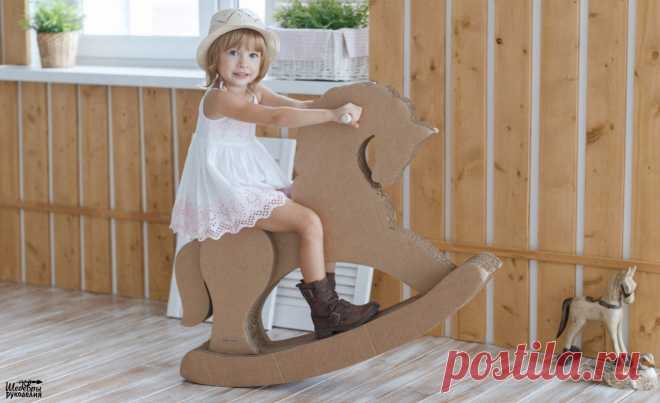 Лошадки-качалки из картона
