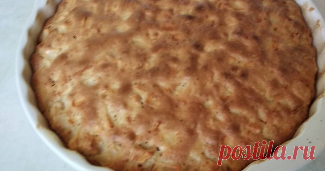 Шарлотка - пошаговый рецепт с фото. Автор рецепта Людмила Макарова . Шарлотка - пошаговый рецепт с фото. Быстро и очень вкусно. 
#инста
#диетическиерецепты  #безсоли
