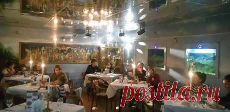 в ресторане комплекса отдыха &quot;Экотель Снегирек&quot;