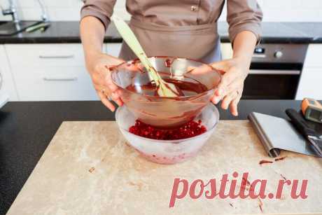 Самый простой способ темперировать шоколад в домашних условиях| The cake school (Ольга Шлычкова кондитер)