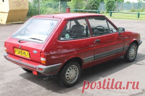 Старенький Ford Fiesta превращается… (16 фото) . Тут забавно !!!