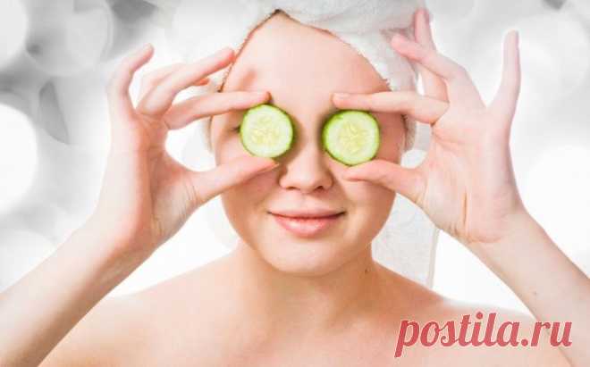 Подтягивающая, питательная и увлажняющая маски для век в домашних условиях