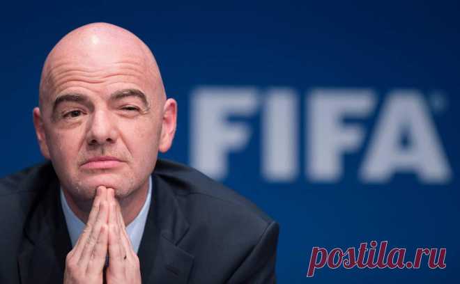 Sky Sports узнал о призыве 12 стран к ФИФА отстранить Израиль. Инициатором обращения стал иорданский принц Али бин аль-Хусейн, письмо подписали ОАЭ, Катар, Саудовская Аравия и другие страны. В Израиле, который является членом УЕФА, призвали не вмешивать политику в спорт
