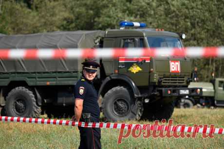 Пилот назвал настоящую причину крушения Ил-112В. Заслуженный пилот России Юрий Сытник рассказал, что крушение Ил-112В, в котором погибли три человека, произошло точно не по вине экипажа. У испытателей не было возможности потушить внезапно вспыхнувший в двигателе огонь, кроме того, управление самолетом было потеряно, что заметно на видеокадрах.