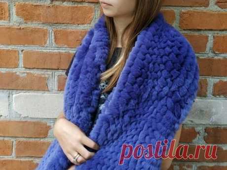 Создаем меховой шарф своими руками Создаем меховой шарф своими рукамиАвтор Red Fox (ElenaBeron)Сегодня я наглядно покажу и расскажу, как создать меховой шарф своими руками. Будем обвязывать основу мехом кролика.Намечаем разметку на полотне. Полосы чертим на расстоянии 7-8 миллиметров. Длина такая, на сколько позволяет...