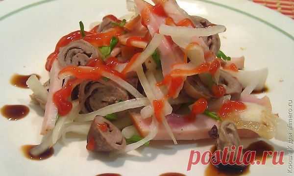 Салат из куриных сердец / Рецепты с фото Хочу поделиться с вами очень вкусным салатиком основным ингредиентом которого являются куриные сердца. Он настолько прост что его сможет приготовить и начинающий кулинар а опытный...