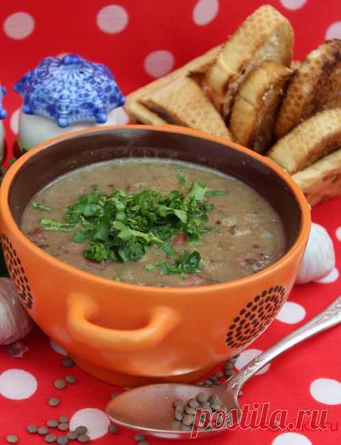 Как приготовить чечевичную похлёбку с охотничьими колбасками