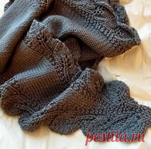 Кайма с листьями - описание вязания спицами