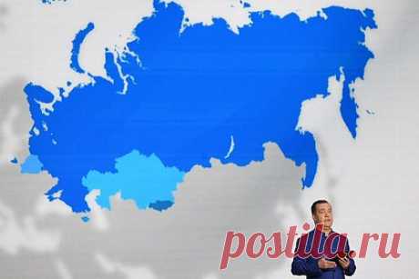 Медведев заявил о ненадобности России чужой земли. России не нужна чужая земля, но свою она не отдаст. Об этом заявил зампред Совбеза страны Дмитрий Медведев. По его словам, важно понимать, где проходят границы России сегодня, насколько они изменились за века и какими могут быть в будущем. При этом политик подчеркнул, что эти вопросы не так однозначны.
