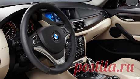 Купить BMW X1 (БМВ X1) у официального дилера | в продаже новый автомобиль BMW X1 по цене от 1290000 руб в Москве