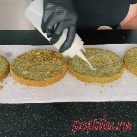 Рецепт Фисташково-вишневый торт