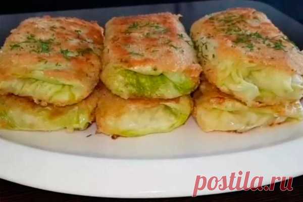 Диетические капустные конвертики с ветчиной и сыром