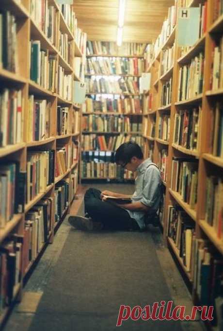 10 книг, которые нужно читать, когда тебе плохо

1. Джейн Остин "Гордость и предубеждение"
2. Рэй Брэдбери "Вино из одуванчиков"
3. Эльчин Сафарли "Мне тебя обещали"
Показать полностью…