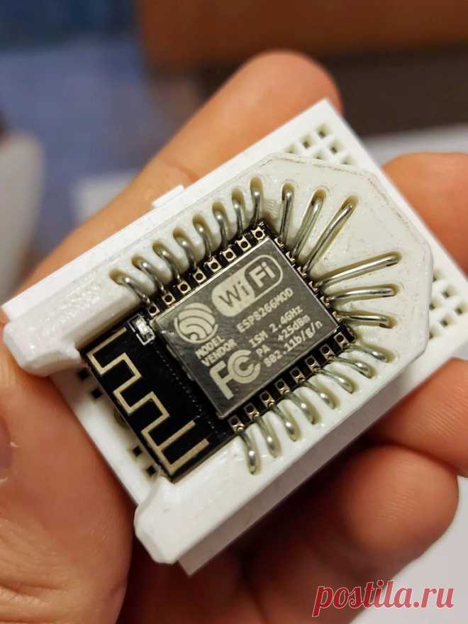 Сокет для  подключения  ESP8266  к макетной плате без пайки Основная цель этого проекта заключалась в том, чтобы иметь возможность программировать модуль ESP-12 с помощью NodeMCU и делать это без какой-либо пайки. Основные требования:100% совместимость с макетными платамиПайка не требуетсяSnap Fit (защелкивающаяся посадка) и надежное удержание