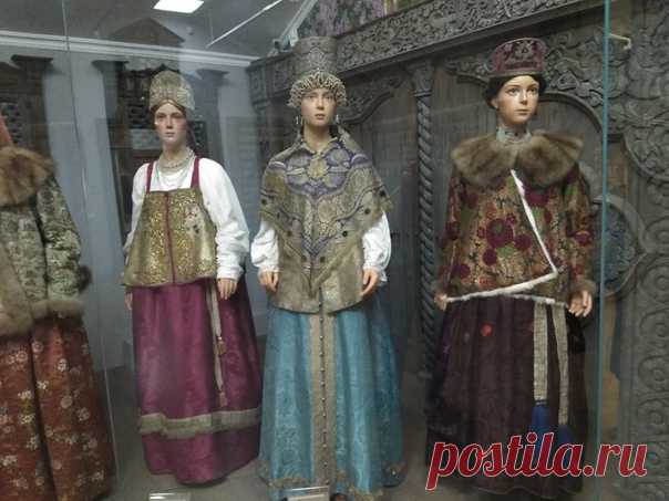 Кстати, вы в курсе каковы законы рода Пречистой ? Потеря девства для мужчины - это осквернение , потеря девства для девицы - это смерть . Поэтому на Руси всегда отпевали, отплакивали девицу, которая 