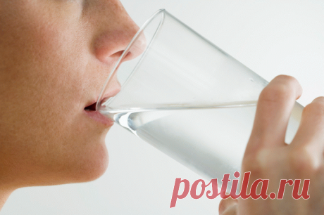 Что произойдет с организмом, когда вы выпьете стакан воды прямо после сна