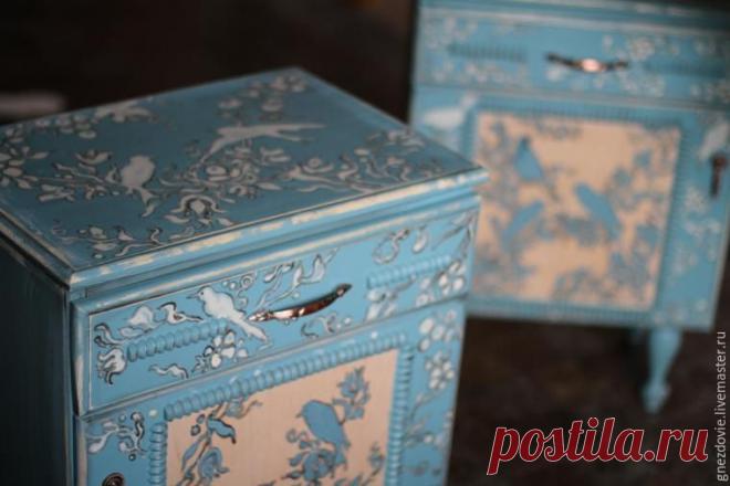 Расписываем бабушкин сундук, шкаф, стол и тумбочку краской по мебели