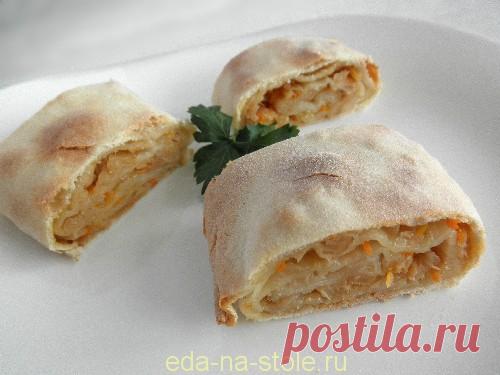 >Штрудель с капустой на скорую руку - тающее во рту тонкое тесто и удивительно сочная начинка!