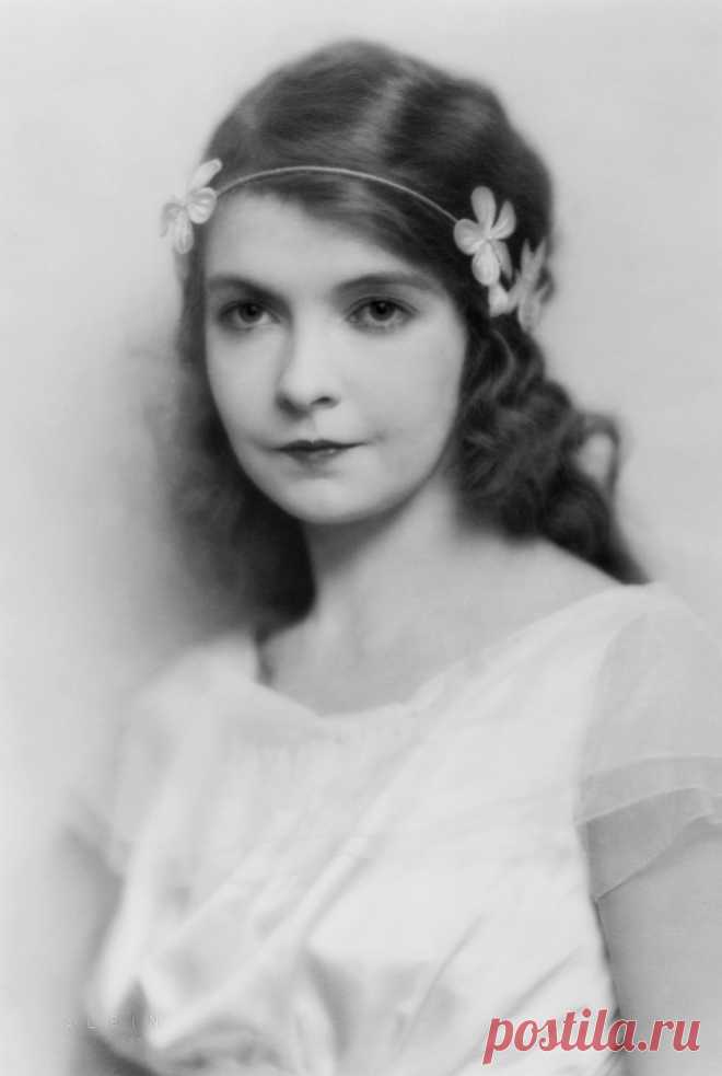 Лиллиан Гиш (Lillian Gish)