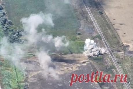 Российские военные ликвидировали более 110 бойцов ВСУ в Харьковской области. Российские военные ликвидировали более 110 бойцов ВСУ в Харьковской области. Об этом в субботу, 8 октября, заявил официальный представитель Минобороны генерал-лейтенант Игорь Конашенков. Он уточнил, что были произведены массированные удары по выдвигавшимся резервам противника вблизи Петропавловки в Харьковской области.